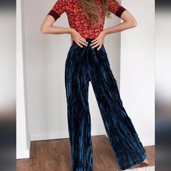 Free People Runaway Velvet Wide Leg Pants Size 4 - Picture 3 of 13